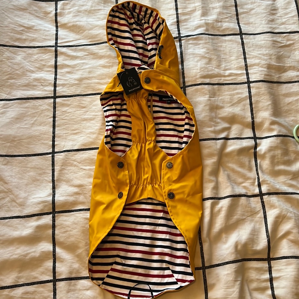 NWT DOG RAIN JACKET